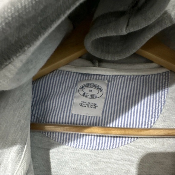Brooks Brothers Men's Zip-Up Gray Sweater - Picture 2 of 12